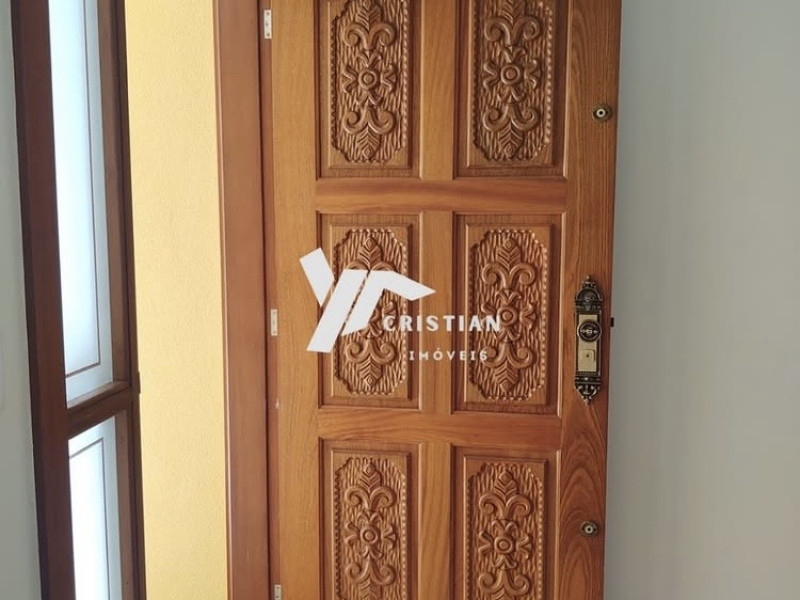 Casa nova de alto padrão